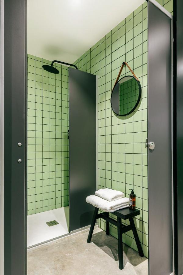 Colo Colo - Single Private Beds Hostel San Sebastian